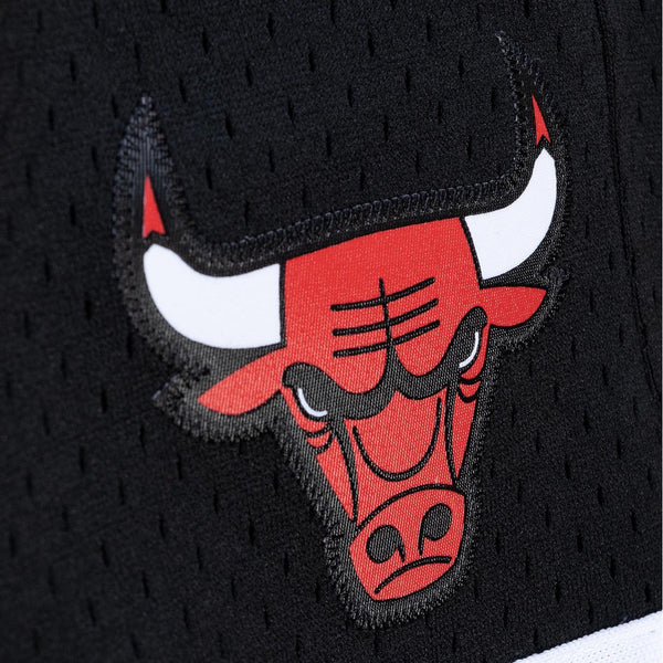 Mitchell & Ness Black Chicago Bulls Womens Jump Shot Shorts