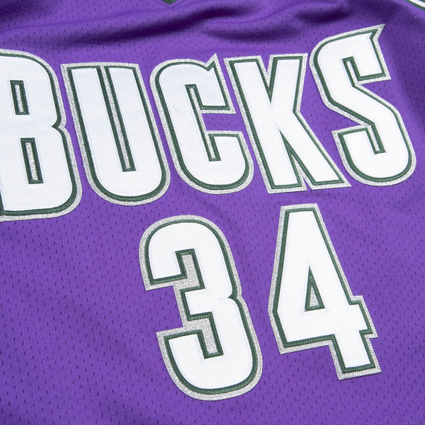 Mitchell & Ness 2000-01 Milwaukee Bucks Ray Allen Authentic Jersey