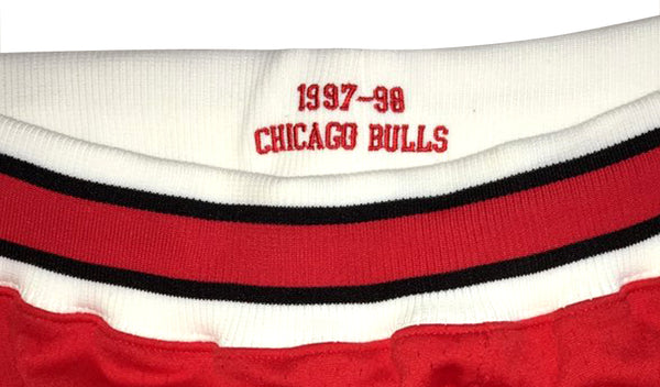 Mitchell & Ness 1997-98 Chicago Bulls Authentic Short
